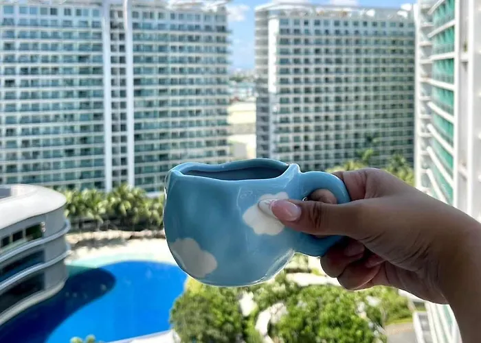 The Bahamas & Maldives By Azure Urban Residences * Manila